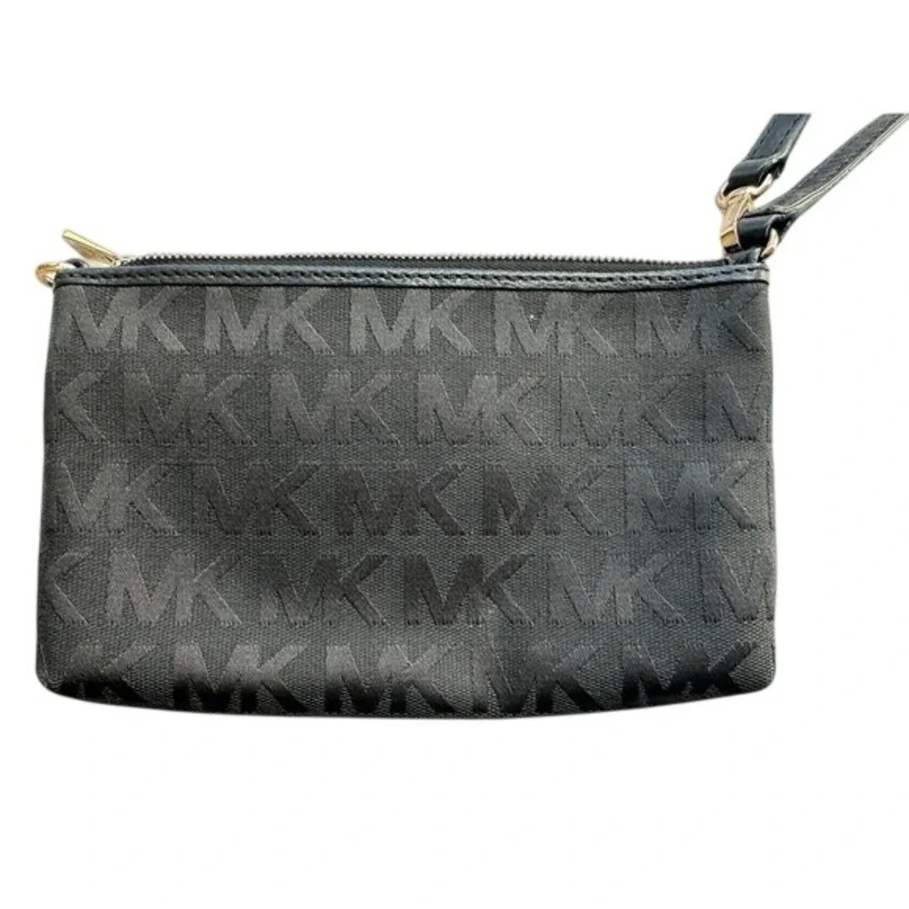 Michael Kors MK Signature Wristlet Black Gold Zip Clutch‎ Pouch PVC